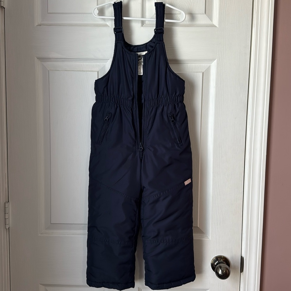 Oshkosh B’gosh Size 5 Kids Snowbibs Dark Blue Adjustable Staps with Pockets